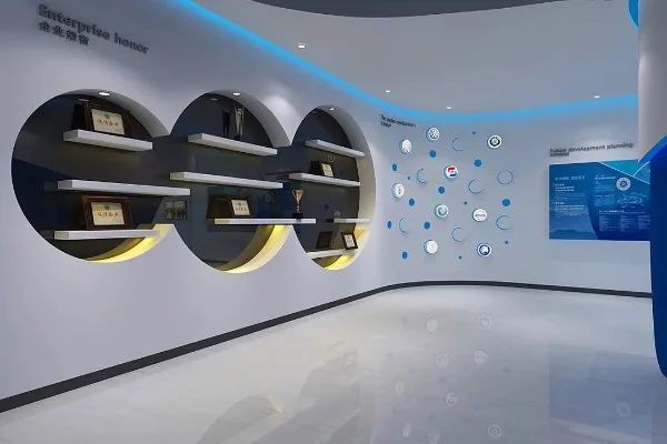 如何设计展厅来展示企业的创新实力和核心竞争力